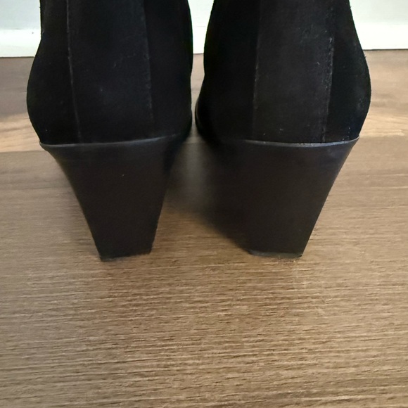 Veronica Beard Sanai Suede Boot - Picture 5 of 8